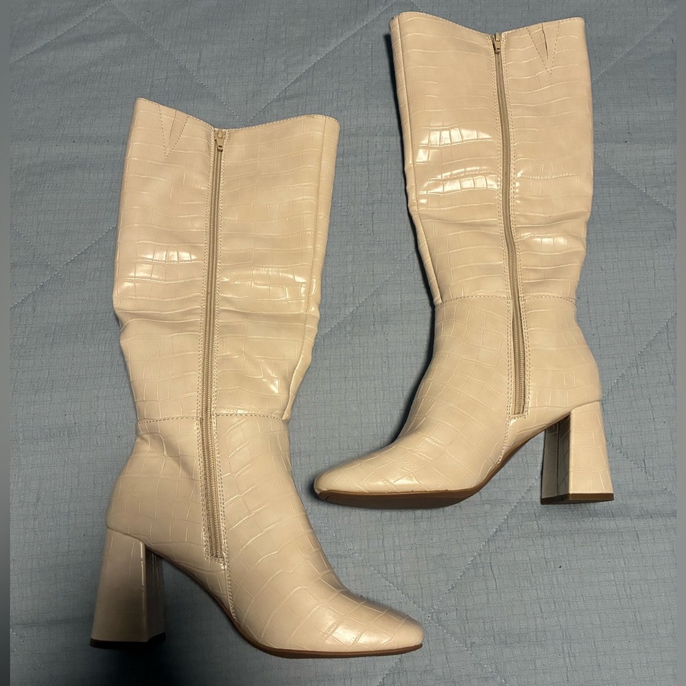 Brand new! Cream Croc-Embossed Boots size 7 Fall season vibes